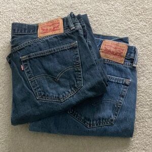 Bundle of two classic men’s Levi’s 505 jeans